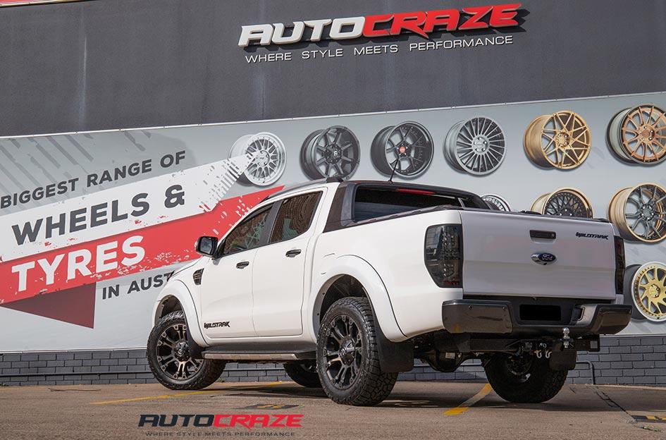 FORD-RANGER-VAPOR-BLACK-MACHINED-WITH-DARK-TINT